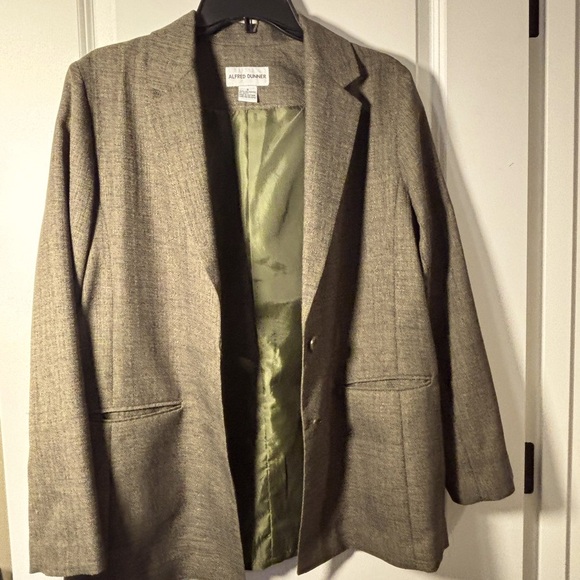 Alfred Dunner Jackets & Blazers - Alfred Dunner Women’s Jacket Cream & Black Size 16(Petite)